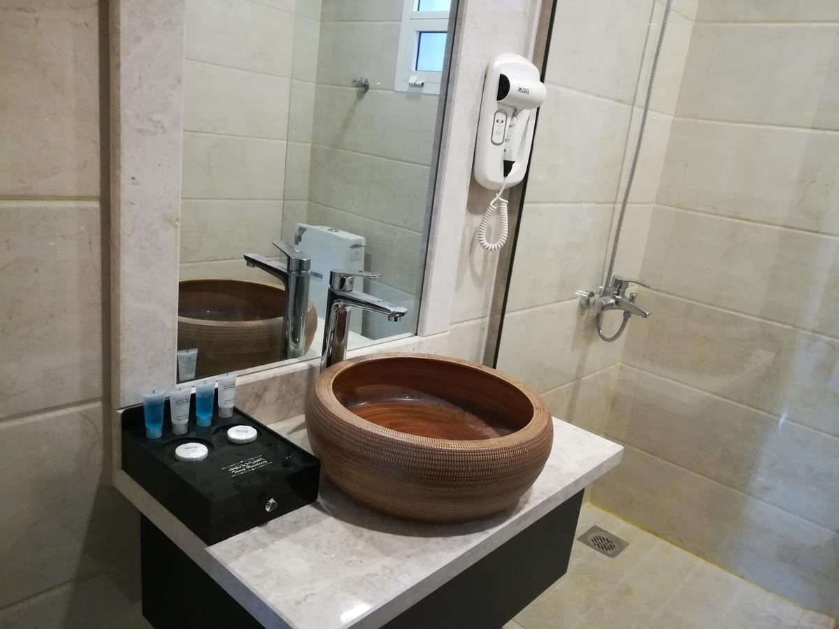 Tanuf Residency Hotel Nizwa Bagian luar foto