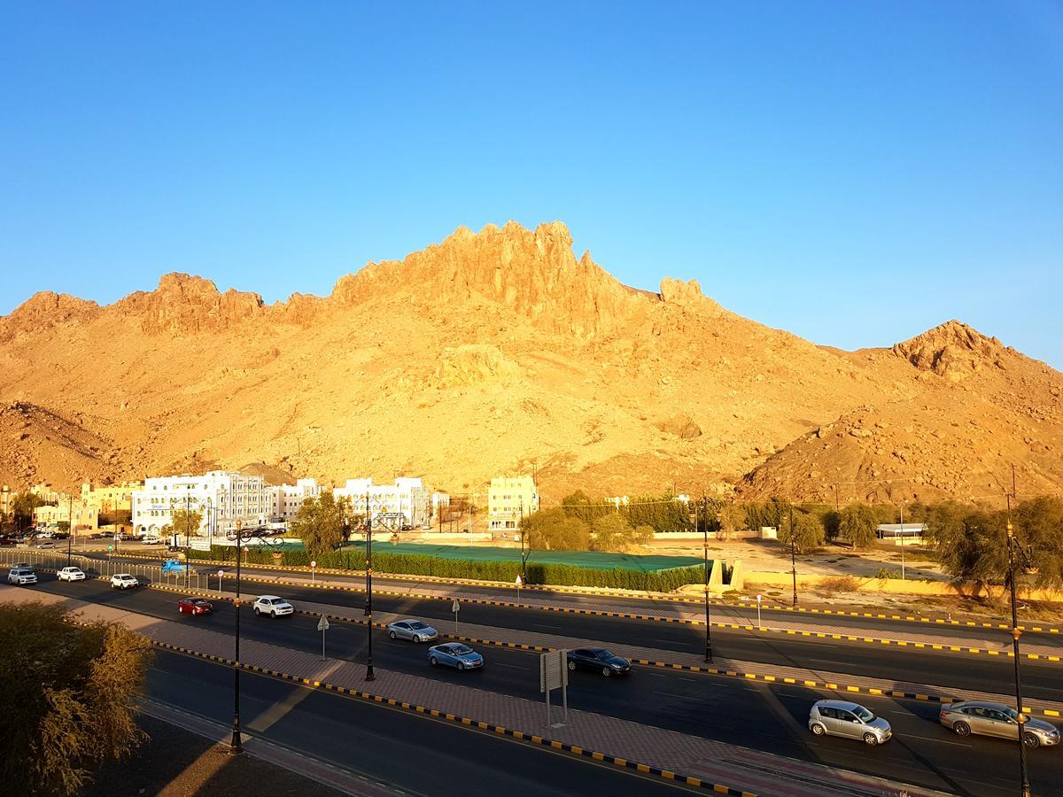 Tanuf Residency Hotel Nizwa Bagian luar foto